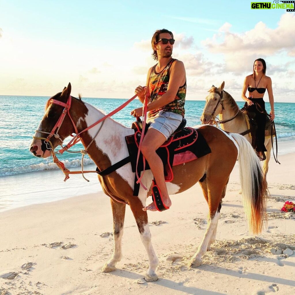 Scott Disick Instagram - Just a little horsing around Turks & Caicos