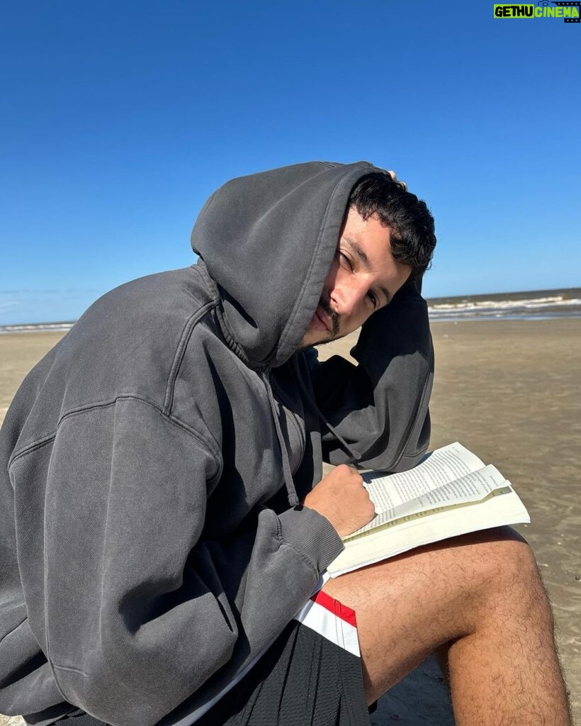 Sebastián Yatra Instagram - 29 vueltas al sol 🌞✨🪐🌝 Montevideo, Uruguay