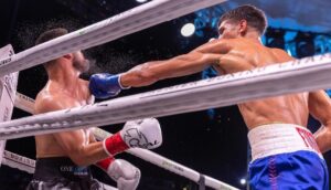 Sebastian Fundora Instagram - Either hand is the upper hand
 #toweringinferno #premierboxingchampions #showtimeboxing #coachellavalley