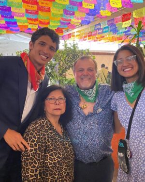 Sebastian Fundora Instagram - WBC 60th anniversary dinner ✅ ✅✅
Thank you to my WBC family for inviting my sister and I again. 🥊🥊