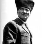 Selçuk Aydemir Instagram - Zafer Bayramımız kutlu olsun #30ağustoszaferbayramı #atatürk