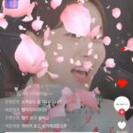 Seo Hwa-yi Instagram - ⠀⠀⠀⠀⠀⠀⠀⠀⠀⠀⠀⠀⠀⠀⠀⠀   ✅리쥬란 바이옴라인 신상 네이버 런칭 라이브 💛 4만 7천명 많은 분들이 함께해 주셨어요! 무려 4살이나 어려지는 세럼이라니 💛 ⭐️90분 혼자서 진행해두 시간이 모자랐어요! 기존에 뷰티는 재미없다? NO! 어떻게하면 쉽고 재미있게 알려드릴까 고민하다가 #서실장 캐릭터로 만나뵈었는데 꿀잼 !!! 사전 영상도 미리 제작해서 고객님들이 와닿게!!! 반응도 역.대.급🔥 뷰티는 안써본 브랜드가 거의 없을정도로 너무 사랑해서 브랜드 런칭한 경험도 있으니 자신있어요!!! 오늘도 저는 이거 바르구 4살 어려질래요💛 손등말구 지워서 쌩얼로 보여주기,, 그래야 와닿으니까!🙏🏻 요 몇일 피부가 얼룩덜룩 했는데 리쥬란으로 극뽁🔥 진짜 좋다구요! #무보정사진 이 이정도 👍🏻 리쥬란 안써본사람 없게 해쥬세요💛 ⠀⠀⠀⠀⠀⠀⠀⠀⠀⠀⠀⠀⠀⠀⠀⠀  ⠀⠀⠀⠀⠀⠀⠀⠀⠀⠀⠀⠀⠀⠀⠀⠀  ⠀⠀⠀⠀⠀⠀⠀⠀⠀⠀⠀⠀⠀⠀⠀⠀