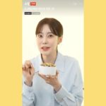Seo Hwa-yi Instagram - ⠀⠀⠀⠀⠀⠀⠀⠀⠀⠀⠀⠀⠀⠀⠀⠀   Cj제일제당 💛 햇반 🍚 한국인은 밥이죠! 👶🏻임신중에 방송하고 출산후에 또 만난 햇반! 실제로 저는 육아맘에 워킹맘이라 햇반없인 못사라요,,🍚 오늘 아침 점심도 햇반 💛 24시간내에 🕕 도정해 갓지은 밥맛을 느낄수 있다구요! 햇반 +스팸한조각 말모💛 생각보다 너무 잘먹는다며 다들 놀라신 👍🏻 방송중 밥 세그릇 뚝딱!! 저 식품방송 환영이에요! 먹방, 요리에 진심입니다! 매출도 👍🏻👍🏻👍🏻 ⭐️수요일 오전 10시!! 햇반 박사시리즈 🥼로 찰떡캐미 우진님과 한번 더 돌아옵니다! 그땐 저도 변신할 예정이니 기대해 주세요! 다들 밥챙겨드세요 🍚🍚🍚 ✅마지막은 지인이 닮았다며 보내준 #하정우먹방 ㅋㅋㅋ⠀⠀⠀⠀⠀⠀⠀⠀⠀⠀⠀⠀⠀⠀⠀⠀  ⠀⠀⠀⠀⠀⠀⠀⠀⠀⠀⠀⠀⠀⠀⠀⠀