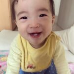 Seo Hwa-yi Instagram - #기특한우리아기 💛 👶🏻어린이집 가는것도 , 이제 식당에서 앉아서 같이 맘마🍼먹는 것도, 걸으려고 노력하는 것도, 🥰웃어주는 것도 매 순간 순간마다 기특해🙏🏻 항상 밝게 웃는 아가가 될 수 있게 엄마가 매일매일 노력할게 💛 사랑해 김골드 💛 엄마가 되는 것은 매일매일 잘해줘도 모자라다! #그모습그대로빛나게 ✨