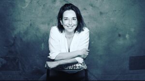 Sergio Peris-Mencheta Instagram - Cuando me preguntan en las entrevistas “¿cuál es el secreto de BARCO PIRATA?” mi respuesta es “NURIA”.
Y hoy cumple una buena pila de años.
@nuriacruzmoreno 
(Aka “churi-luri“) es mi socia y sin embargo amiga.
Ella sostiene a flote el barco, cuida a la tripulación, asegura la mercancía, planifica las rutas, reparte las tareas y lleva el timón. Este ser de otro planeta (Mostoles, para más señas) aterrizó por arte de magia en el teatro hace ya 11 años, y se ha empeñado en ayudarme a soñar despierto. 
FELIZ DÍA, AMIGA.