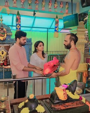 Shalini Balasundaram Instagram - Vinveli Devathai is al yours from today. Enjoy the emotional rollercoaster ride. Lots of love #shalinibalasundaram #vinvelidevathai #storyfilms