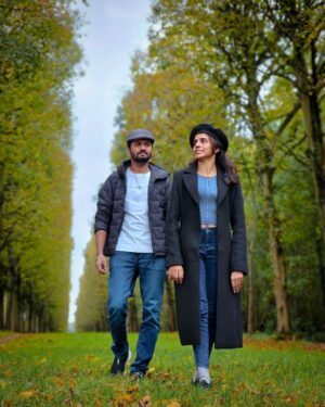 Shalini Balasundaram Instagram - Mentally still living my vacation mode. @sathish_natarajan #shalinibalasundaram #couplesgoals #travelgram #paris