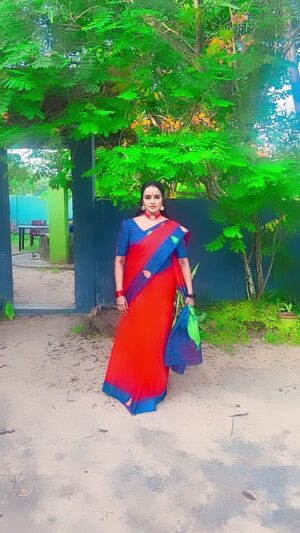 Shalu Menon Instagram - ❤️❤️
#dance#dancer #actresses #performer #filim #tamil #trending #classical #fusion #lovequotes #insta #instagood #reelitfeelit #reelsinsta