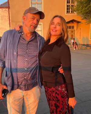 Sheila Kelley Instagram - We’ve been traveling through Europe for the last five weeks. We’re even starting to believe we’re European. I mean, just look at us! So much more European than we started. 
⠀⠀⠀⠀⠀⠀⠀⠀⠀
#holiday #nomads #travel #epiclove