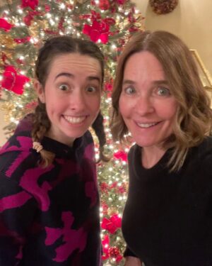 Sheila Kelley Instagram - Happy Mother’s Day to all you who brought people into being. Your body is a walking, living, loving miracle. Allow yourself to absorb the universal love and respect being expressed to you today. 
⠀⠀⠀⠀⠀⠀⠀⠀⠀
To my babies: you make me laugh, you make me cry, you touch my heart, you make me crazy, you soothe my soul, you challenge me to my very edges and beyond. I am beyond grateful for your presence as we dance through this life time together. 
⠀⠀⠀⠀⠀⠀⠀⠀⠀
To my mother and sisters who’s bodies are no longer here: I feel you. I love you. I cherish you. 
⠀⠀⠀⠀⠀⠀⠀⠀⠀
#happymothersday #mothersday #mothersloveisforever  #motherslove