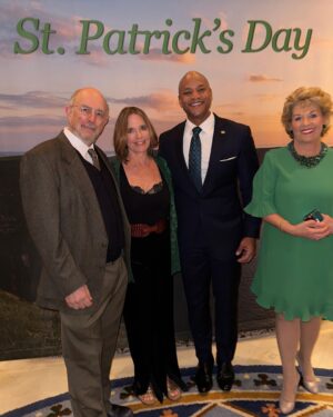 Sheila Kelley Instagram - Meeting one’s heroes can be a mind altering experience. Take this past weekend…

It was a magical tumble down into the wonderland of Washington DC where Saint Paddy’s Day met the luck of the Irish.🍀

Richard and I were invited to The White House to celebrate. On Thursday night, we attended an event at the Irish Embassy where we had the honor of meeting the Irish Ambassador and the Irish Taoiseach, @leovaradkar. Friday was at the East Wing, ending with a beautiful concert by @niallhoran. A reception followed and then an otherworldly performance at the Kennedy Center with Irish artists, dancers, poets, and singers.

The moments of meeting my heroes happened twice. First with @speakerpelosi, a woman who has made such a powerful mark on the world. A woman of integrity strength and resilience in the face of utter insanity. To be in her presence was awe striking. I had no words! The words simply left my tongue. And I stood in front of her like a happy puppy with a smile on my face, tongue hanging out, until I faintly squeezed out, “You are phenomenal!”

The second meeting of heroes moment was backstage at the Kennedy Center. When I realized that the person that had just been singing the James Vincent McMorrow version of the song Higher Love, was indeed actually @jamesvmcmorrow… Again, no words came. He said ,“Hello I’m James” and I said “yea…Vincent McMorrow” - like an idiot I finished his full name for him. And then finally breaking the awkward moment was my husband who came over and said “She’s a big fan.”

I did finally speak to both of them and the rest of the evening with Nancy and James was terrific. In this strange time of history, with so much antagonism and chaos and cacophony of attention, it was such a beautiful experience to be grounded by these people who exemplify the genius and the humanity of what it means to be alive in these bodies at this time.