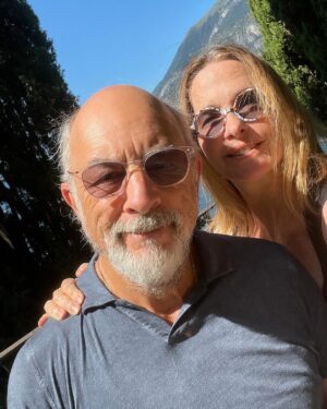 Sheila Kelley Instagram - How do you love each other? I just held a workshop on how to amplify your masculine and feminine energy to love deeper. There were 3,000 people on the @mindvalley zoom call. It was so beautiful to watch the chat fly by with humanity, love, respect, and intrigue. What touched me the most were the comments asking for more clarification about love. About being seen in a world that is full of “too much”. Too much input, too much advice, too much direction, too much angst, too much desperation. It’s simple really: Love lives in the quiet moments of connection between you and your beloved. And when I say “your beloved” I am referring to any person with whom you share any kind of love. It could be the love between friends or the love between lovers. But the knowing connection in eye to eye contact - that moment where you spend an extra two seconds looking into each other’s souls, that moment is sizzling, and heart opening and soul inspiring. Try it today. Maintain eye to eye connection with someone and feel your entire being elevate for just that moment. But know the impact will ripple throughout your life. 
⠀⠀⠀⠀⠀⠀⠀⠀⠀
For us it’s a New year, deeper love. ❤️❤️❤️ 
⠀⠀⠀⠀⠀⠀⠀⠀⠀
If you want to know more about how we love and have loved for 34 years? Comment with a kiss below… 💋 And ask me anything you’d like!