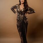 Shibani Bedi Instagram - If ‘Baby Doll Mein Soney Di’ was a person 😎 Thank you, @myntra @graziaindia @mehernaazdhondy for having me last night ✨✨ Wearing @houseoffett Styled by @aprajitapuri HMU @shine_and_shadow_ 📸by @albert.jacob.antony . . . #grazia #awards #myntra #shibanibedi #fashion #creator #contentcreator