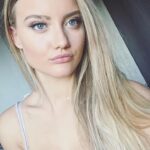 Shirley Lamy Instagram - Sois ferme sans méchanceté, sois douce sans faiblesse..