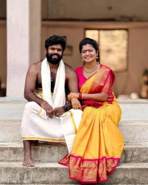 Shiva Jyothi Instagram - #happynewyear2024❤️ 

As the clock strikes twelve, may your heart be filled with gratitude for the past and excitement for the future. Happy New Year to you and your loved ones!

Pc @thehashtag_photography ❤️
.
.
.
.
#happynewyear #2024 #wishes #goodlyckforus #yearfullofblessings #yearfullofmemories  #yearfulloflove #yearfullofhappinessandjoy