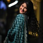 Shivani Sangita Instagram – Hasa mora chhati tora chimuti dela??😛

Such beautifully captured by @elegant_photo_graphy 
Make Up and Hair by my darling friend @bipasarath