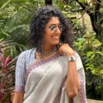 Shraddha Musale Instagram - I think these days, I am just looking for opportunities to wear sarees. It's truly a wonderful feeling 😻 #sareelove #cottonsaree #linensarees #greysaree #indianwear