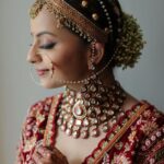 Shrenu Parikh Instagram – The Bridal Details ♥️
.
In frame :- @shrenuparikhofficial 
.
Look Designed, Styled & MUA💄:- @nehaadhvikmahajan 
.
Outfit👗:- @kalkifashion 
.
Bridal Set💎:- @khuranajewelleryhouse 
.
Bridal Accessories:- @raabtabyrahul @raabta_brides 
.
📸:- @oragraphy @fashionbyora 
.
#shrenuparikh #loveatfirsttake #nehaadhvikmahajan #nammakeovers #imuseacademy #bridalsbynam #bridallook #makeupartist