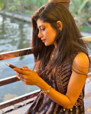 Shruthi Rajanikanth Instagram - Some candid clicks 😍😍 thank you nathoo @aswathysreekanth for the click ❤️❤️❤️💕