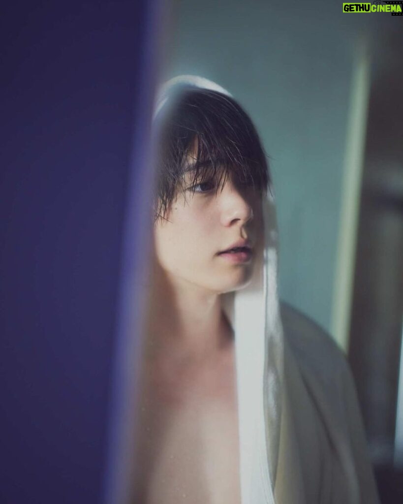 Shuichiro Naito Instagram - 写真集 「一」の特装版の予約が20日までだよん 残りがもうわずかだから是非っ #写真集 #ชูอิจิโรนาอิโตะ