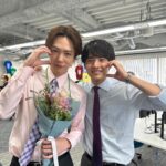 Shuichiro Naito Instagram - こっち向いてよ向井くん 最後までご覧いただきありがとうございました！ 最後はteekitのメンバーとお写真を撮らせていただきました！幸せ！ とても暖かくて、しっかりと恋愛観を学べる現場でした！最後はずっと笑ってた 僕も河西のようにまっすぐに愛を伝えられる人間になっていけたらいいなっておもいました！ ありがとう河西くん。 #こっち向いてよ向井くん