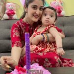 Shweta Bhattacharya Instagram - ছোট্ট মিষ্টি এক রোদের জন্মদিন আজ 😘 আমার টিপ এর জন্মদিন, দেখতে দেখতে ২ বছর হয়ে গেলো তোর... বড্ডো তাড়াতাড়ি বড়ো হয়ে যাচ্ছিস, আর কটা দিন ছোট থাক না টিপ ❤️,, তোর মুখের মিষ্টি মানি ডাক টা যে বড্ডো প্রিয় আমার কাছে😍😍তোর মানি তোকে খুব খুব ভালোবাসে টিপ 😍HAPPY BIRTHDAY LITTLE ANGEL 🎂🎂MANY MANY HAPPY RETURNS OF THE DAY🍰🍰🍫🍫