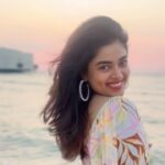 Siddhi Idnani Instagram - the face was created to smile Sofitel Bahrain