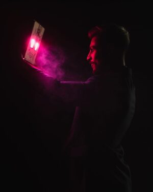 Simon Kippen Instagram - I am a world before I am a man. #AEW
.
📸 @speedy.photo