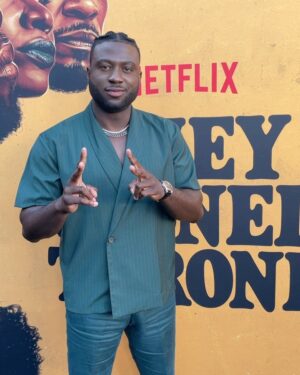 Sinqua Walls Instagram - They Cloned Tyrone!!

And made a Great Film!! Such a well done!! And thoughtful film.  And great work by every artist that had a hand in it.  Thanks to Netflix for having me!  And getting a chance to see my Blackening Brothers was Icing on cake 🫡🫡✨