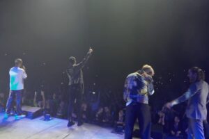 Siva Kaneswaran Instagram - Last year, Our Greatest Hits Tour meant something so much more to us than any other. 

We didn’t even know if it was possible to do a tour after so many years away. 

But you guys showed up for us and helped 5 boys live our dreams again. For that, we will be forever grateful to you all.

Today is one year since our last tour date and we just wanted to say …

We’re Glad you Came 🥰

#thewanted #boyband #gladyoucame #2022 #tour #anniversary #thankyou