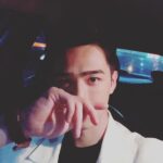 Sky Li Instagram - 最近出门 看到我的人都这样叫我 #你看是那个被骗七千万的 #请问你是被骗七千万的吗 #欸那个被骗七千万的耶 #你真的被骗了七千万吗 #刚刚买单的时候老板说谢谢邵先生