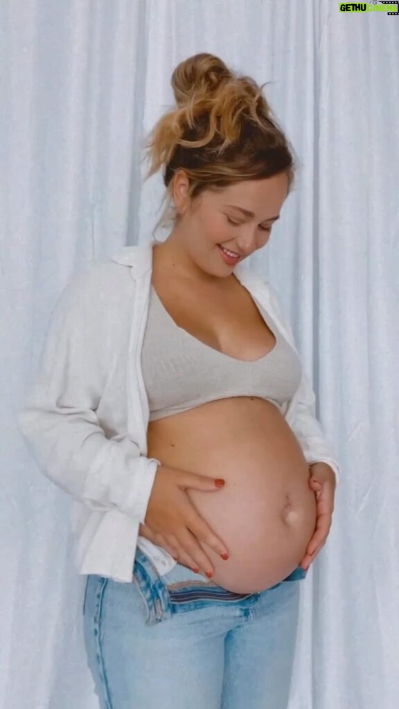 Skyler Joy Instagram - I can’t wait to meet this little boy 💙 #baby #pregnant #comingsoon #pregnantbelly San Diego, California