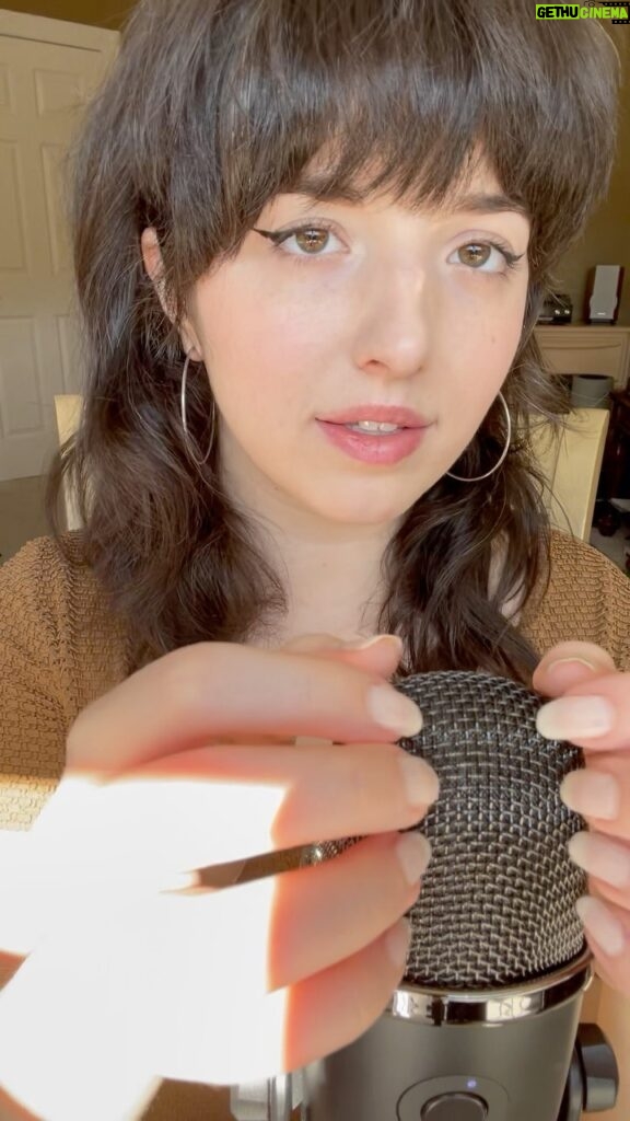 Slight Sounds ASMR Instagram - #ASMR Mic Scratching w/o Mic Cover