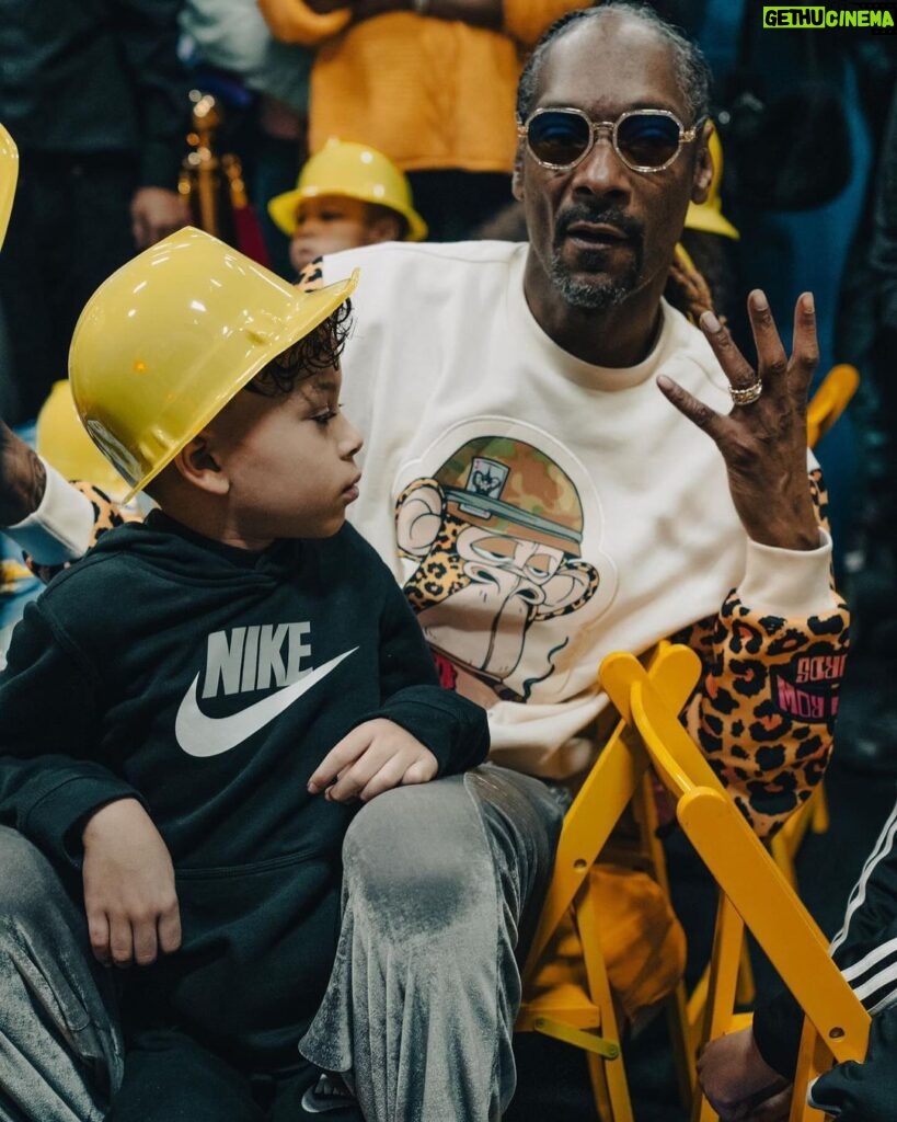 Snoop Dogg Instagram - @zionkalvin 💙🔥👍🏿 Los Angeles, California