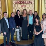 Sofía Vergara Instagram - Griselda premier Colombia🇨🇴 #family