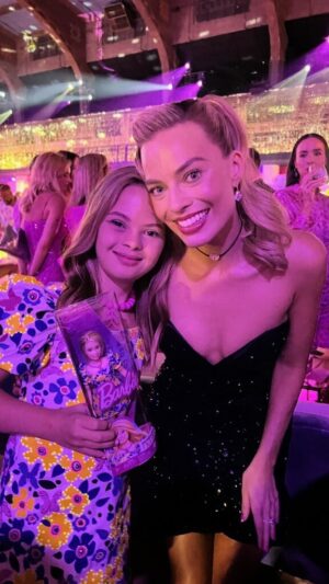 Sofia Sanchez Instagram - I want to remember this night forever and ever! #barbiedreams #premiere #hollywood