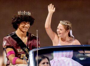 Sofia Sanchez Instagram - A night to remember! #hoco2023 #homecomingprincess #classof2027 #pinkout #barbiecore