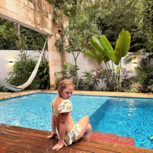 Sofia Sanchez Instagram - Hermosa vida 🩷#playadelcarmen #tulum #quintanaroo