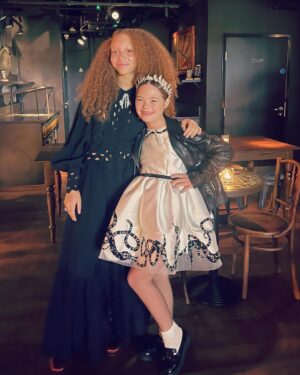 Sofia Sanchez Instagram - London World Premiere of @thehungergames The Ballad of Songbirds & Snakes in theaters November 17th. 

Custom “Wovey” Dress & Crown by @dolorispetunia 
Hair by @ayami_okano__ 
Makeup by @laisumfung