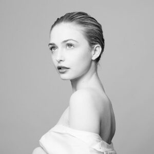 Sophie Simnett Instagram - @thetylershields