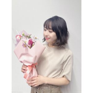 Sora Tamaki Instagram - .

『最高の教師 １年後、私は生徒に■された』

「拝啓、大人になる貴方へ」
【Huluオリジナルストーリー】
が配信されています！

卒業式から2年後 “二十歳の同窓会” 
「貴方はどんな大人になりたいですか？」
九条先生からの手紙に対する元3年D組生徒たちの答えを、ぜひ観ていただきたいです。

野辺が素敵な大人になっていたらいいなという思いを込めて、演じました。
台本なしのエチュード。すごく楽しかったです。

是非ご覧ください。

#最高の教師 @saikyo_ntv 
#田牧そら