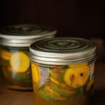 Stefano Faita Instagram - Vous avez des surplus de zucchini dans votre jardin? Marinez-les! C'est le meilleur moyen de conserver un peu d'été dans un pot ☀️ Parfaits dans les sandwichs et les plateaux de charcuterie! Faites-vous vos marinades? Si oui, partagez-nous vos recettes préférées! 🥒 Zucchini season is in full swing, and the best way to preserve their fresh summer flavour is to... pickle them! Use them to pimp up your sandwiches, charcuterie platters, and all sorts of goodies. More power to the zucchini! Any pickling traditions in your family? If so, share the love 👇 Lien dans la bio pour la recette | Link in bio for the recipe
