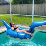 Steffanie Newell Instagram - Sometimes you have to spend 30 bucks on a giant inflatable dinosaur 💙