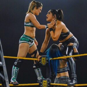 Steffanie Newell Instagram - Straight to heck for you, Rax! #FasterStrongerShinier #LadyKane 🔥💫
