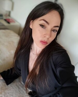 Stephanie Instagram - Sunday morning 💤