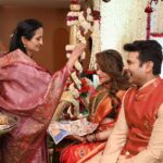 Sugandha Mishra Instagram - ❤️Celebrating the upcoming arrival of our little one..Our Baby Shower in a Maharashtrian Traditional Way (dohale jevan) followed by all the customs .. Oti Bharan ,Pooja 🙏🏻and fun rituals like 🍪Barfi Peda Rasam, Name Suggestions by all the Guests, Bow & Arrow (Teer Kaman),🏹 Cake Cutting🎂,Fun games like Diaper Changing 🍼etc. #SWIPELEFT P.S : ❤️we loved performing on a Special Song🎤 Specially Made by us for our lil one which was written & Composed by Sugandha and Sung by both of us ( we will soon share it) . Feeling overwhelmed and blessed to be loved by so many amazing people 🙏🏻😍 Thanks All for Showering Love & Blessings as Always 🙏🏻💐😇 . . #swipeleft #babyshower #dohalejevan #paithanisaree #floraljewellery #godhbharai #maharashtrianbabyshower #celebration #fun #sugandhamishra #drsanketbhosale #momtobe #blessed #paithani #paithanisaree Iskon Temple, Juhu