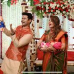 Sugandha Mishra Instagram - ❤️Celebrating the upcoming arrival of our little one..Our Baby Shower in a Maharashtrian Traditional Way (dohale jevan) followed by all the customs .. Oti Bharan ,Pooja 🙏🏻and fun rituals like 🍪Barfi Peda Rasam, Name Suggestions by all the Guests, Bow & Arrow (Teer Kaman),🏹 Cake Cutting🎂,Fun games like Diaper Changing 🍼etc. #SWIPELEFT P.S : ❤️we loved performing on a Special Song🎤 Specially Made by us for our lil one which was written & Composed by Sugandha and Sung by both of us ( we will soon share it) . Feeling overwhelmed and blessed to be loved by so many amazing people 🙏🏻😍 Thanks All for Showering Love & Blessings as Always 🙏🏻💐😇 . . #swipeleft #babyshower #dohalejevan #paithanisaree #floraljewellery #godhbharai #maharashtrianbabyshower #celebration #fun #sugandhamishra #drsanketbhosale #momtobe #blessed #paithani #paithanisaree Iskon Temple, Juhu