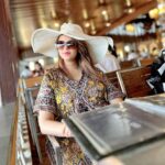 Sugandha Mishra Instagram - Relaxing Beach Vibe . . #swipeleft #babymooning #babymoon #momtobe #beach #beachvibes #sugandhamishra