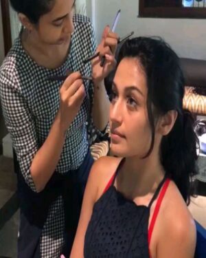 Suhani Dhanki Instagram - BCE - Before Child Era
Love everything about this shoot but moreover, absolutely LOVE all the people involved!

Man behind the lens, @kuber.shah
All the glam by Simran Shah
Stunning outfits by @malikagupta_label
Supported by my dear Preeti
