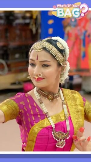 Suhani Dhanki Instagram - What’s In Your Bag? CBeebies | Bharatanatyam Dancer

Suhani @suhani8 performs the oldest Indian classical dance forms, called Bharathanatyam. It is incredibly expressive, but what are those beautiful things that she keeps in her bag? 

Watch the brand new episode of What’s in Your Bag? Exclusive to @cbeebieshq - 10:40am on CBeebies and right now on the BBC iPlayer

🎵by @basement_jaxx 
🎙from @nadiyajhussain